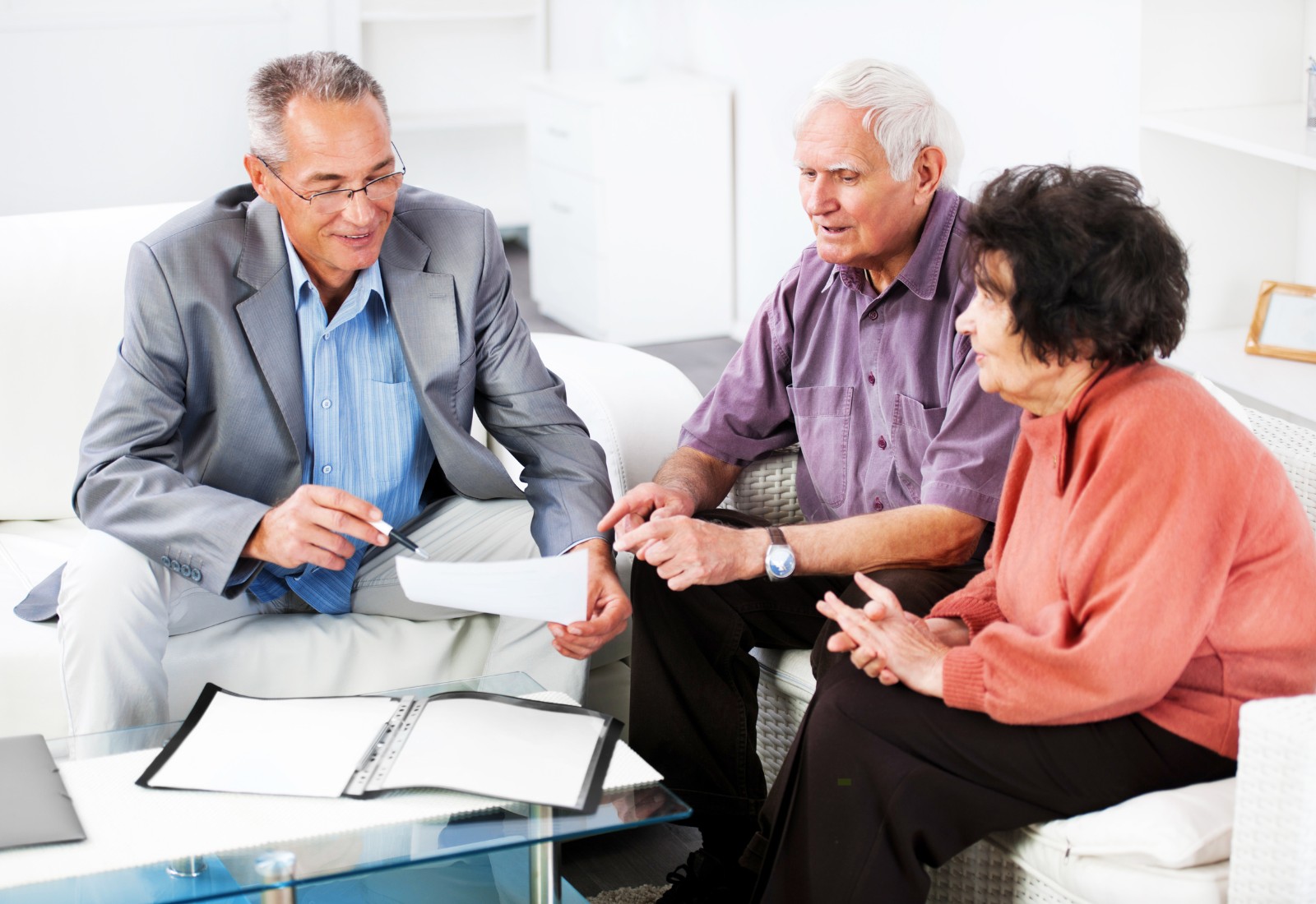 Image of people planning a will with an attorney